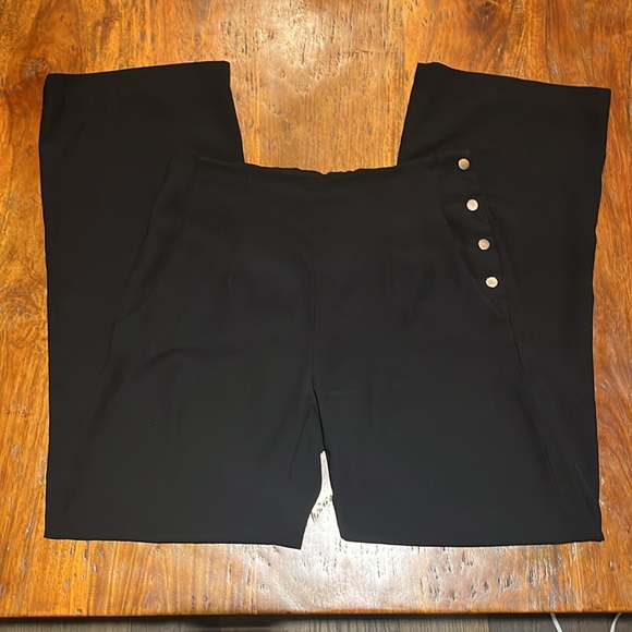 Forever 21 Black Wide Leg Pants -Size M - Picture 2 of 4